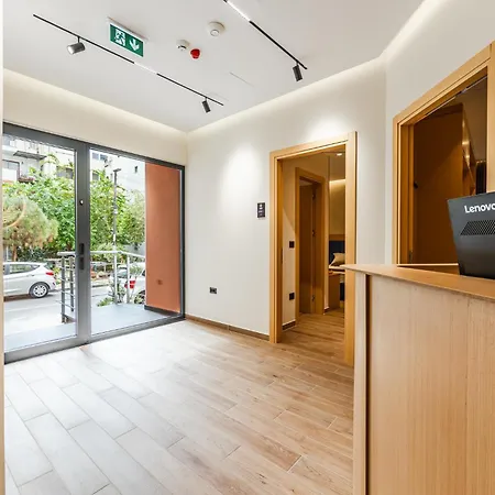 מלון Arbo Boutique 4*