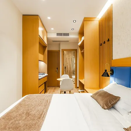 Arbo Boutique מלון 4*